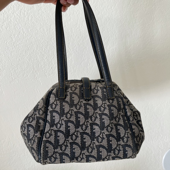 Dior bag - Picture 2 of 8